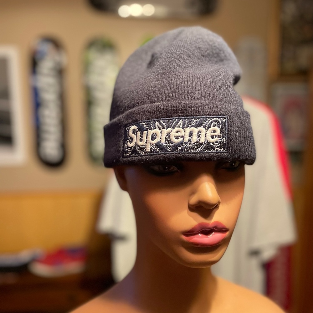 Supreme navy bandanna box logo beanie new era - Picture 9 of 9